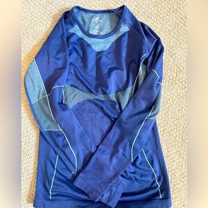 Slalom Base layer shirt. Excellent used condition.